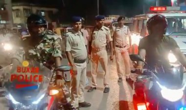 फ्लैग मार्च निकाल प्रशासन ने भयमुक्त वातावरण में दशहरा मेला मनाने का दिया संदेश