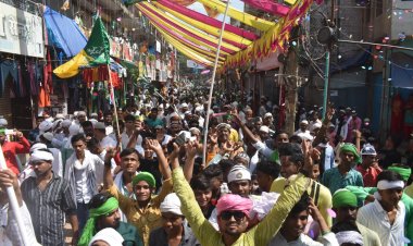 इद मिलाद उल नबी पर मुस्लिम समाज ने निकाली जुलूश-ए-मोहम्मदी दिया शांति व भाईचारे का संदेश