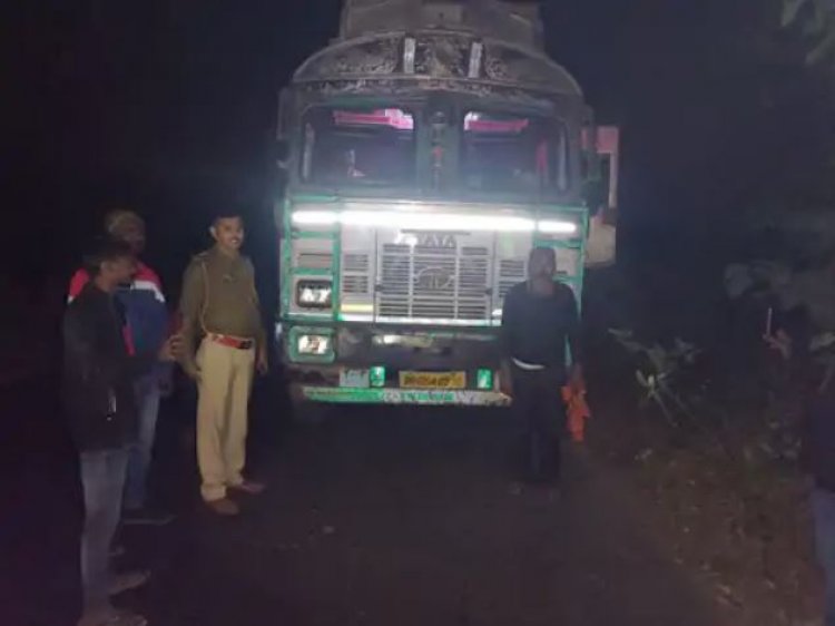 बिहार से लूटी हुई ट्रक बलिया पुलिस ने किया बरामद, जांच में जुटी पुलिस