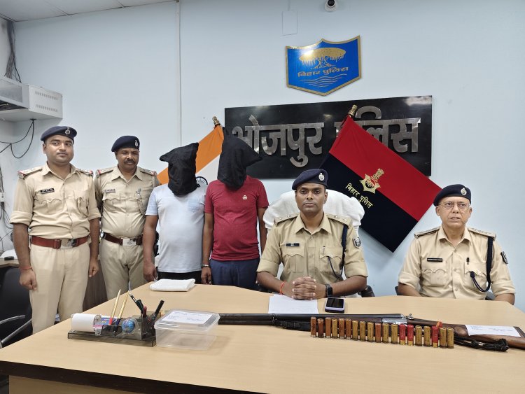 24 घंटे के भीतर सिक्योरिटी गार्ड से लूटी बंदूक और कारतूस को पुलिस ने बरामद किया , दो अपराधी हुए गिरफ्तार