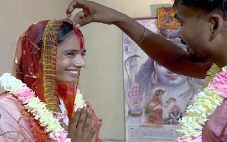 मंदिर में शादी रचा चचेरे भाई-बहन फरार, लड़के पर अपहरण का आरोप