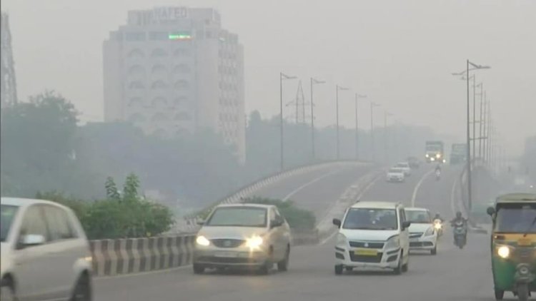 दिल्ली की हवा का एक्यूआई पहुंचा 500,मुख्यमंत्री आतिशी ने स्कूलों को बंद करने के दिए आदेश