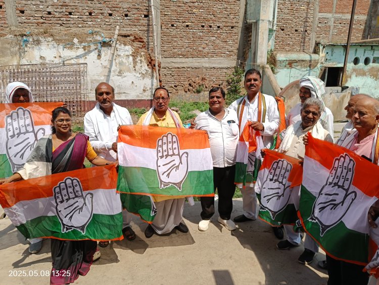 घर-घर जाकर कांग्रेस का झंडा देंगे कार्यकर्ता - मनोज पांडेय