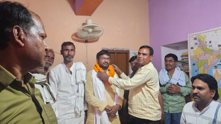 डुमरांव विधान सभा जदयू के पूर्व विधान सभा प्रभारी रवि उज्जवल कुशवाहा का जनता एग्रीमेन्ट पद यात्रा का दुसरा चरण हुआ पुरा
