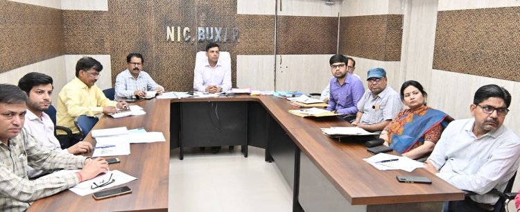 मुख्य सचिव ने वीडियो कॉन्फ्रेसिंग से की कई विभागों के कार्यों की समीक्षा, शामिल हुए डीएम व अन्य