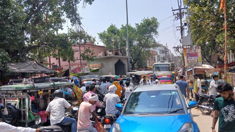 डुमरांव में पूरे दिन लगा रहा जाम, परेशान रहे परीक्षार्थी और यात्री