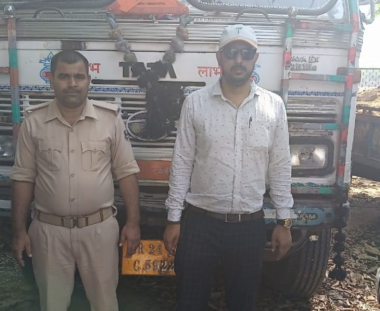 कोरानसराय में खनन विभाग ने पकड़ा बालू लदा ट्रक, लगाया 8.77 लाख का जुर्माना
