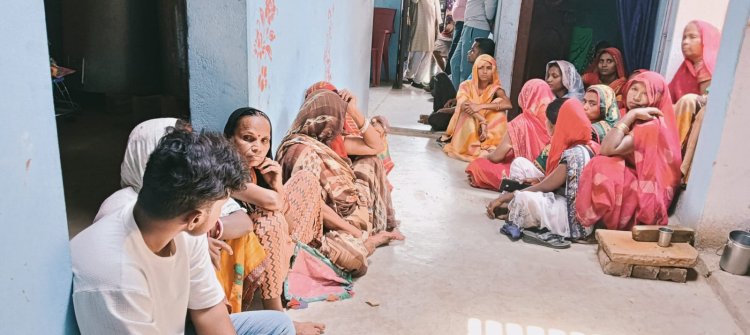 एक साल पूर्व हुई थी शादी महिला ने क्यों लगा ली फांसी , जांच में जुटी पुलिस