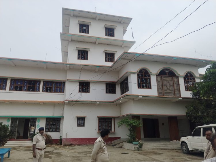 कार्रवाई: राजपुर ट्रिपल मर्डर केस में आरोपियों के खिलाफ वारंट जारी