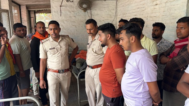 पिकअप के धक्के से बाइक सवार व्यक्ति की मौके पर हुई मौत, जांच में जुटी पुलिस