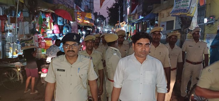 फ्लैग मार्च निकाल शांतिपूर्ण व सौहार्दपूर्ण तरीके से बकरीद पर्व मनाने की अपील