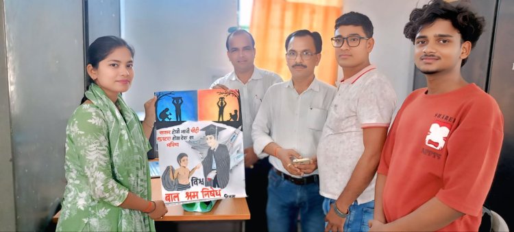 राज्य स्तर पर चयनित हुई चौसा के प्लस टू आदर्श उच्च विद्यालय के छात्र की पेंटिंग, मिलेगा पुरस्कार