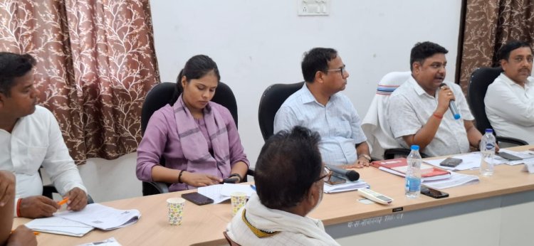 घर-घर जाकर मतदाताओं की ले जानकारी, सर्वे के जरिए हटेंगे फर्जी मतदाता-एसडीएम