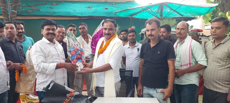 पूर्व थानाध्यक्ष शंभू कुमार भगत को दी गई भावभीनि विदाई, कार्यकाल की हुई सराहना