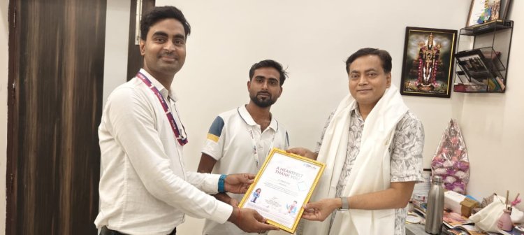एसबीआई लाईफ की तरफ से डाक्टरों को किया गया सम्मानित