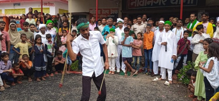 मोहर्रम पर हिन्दू-मुस्लिम एकता की मिसाल, शांतिपूर्ण माहौल में निकला ताजिया जुलूस