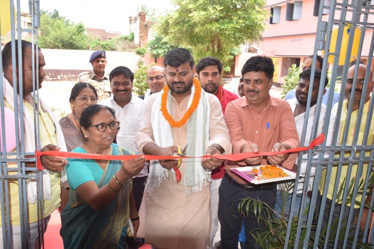 महारानी उषारानी बालिका उच्च विद्यालय का सौंदर्यीकरण कार्य संपन्न, विधायक ने किया उद्घाटन