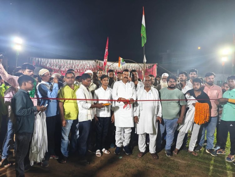 नावानगर में गदका प्रतियोगिता का आयोजन, पैक्स अध्यक्ष ने किया उद्घाटन