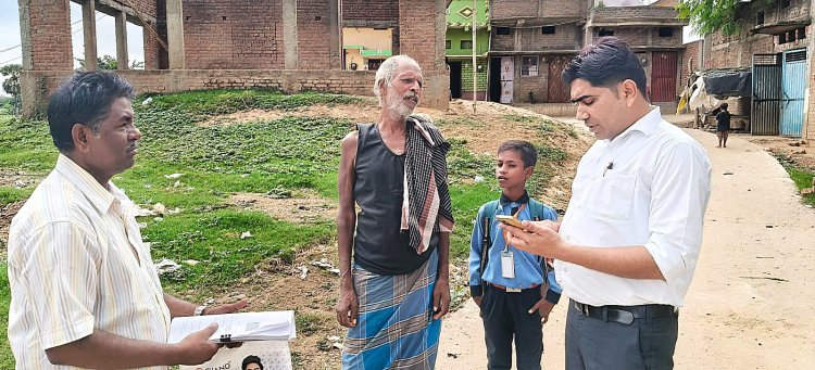 मतदाता सूची विशेष गहन पुनरीक्षण कार्य का सहायक निर्वाचक निबंधन पदाधिकारी ने किया निरीक्षण