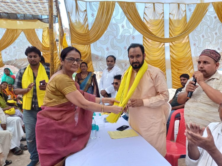 जनता के बीच पहुंची जन सुराज पार्टी, पंचायतों में व्यवस्था बदलाव को लेकर चला रही अभियान