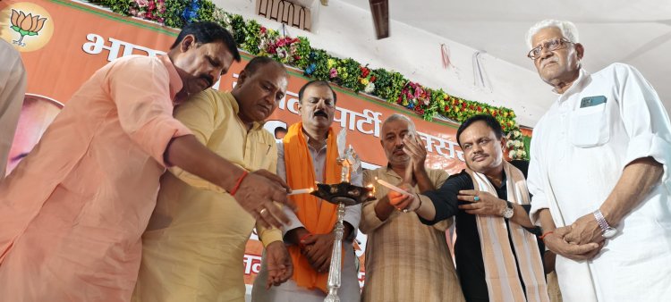 भाजपा की सबसे बड़ी ताकत उसके कार्यकर्ता ही है -राजेश वर्मा