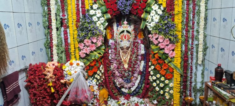 तांत्रिक विधान से संपन्न हुआ राज राजेश्वरी त्रिपुर सुंदरी माँ भगवती मंदिर का वार्षिकोत्सव, देर रात तक उमड़े रहे श्रद्धालु