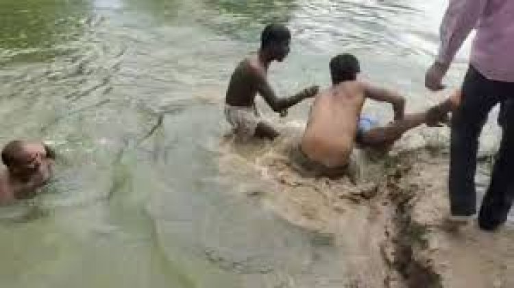 सलसला गांव के पास छेरा नदी में डूबने से किशोर की मौत