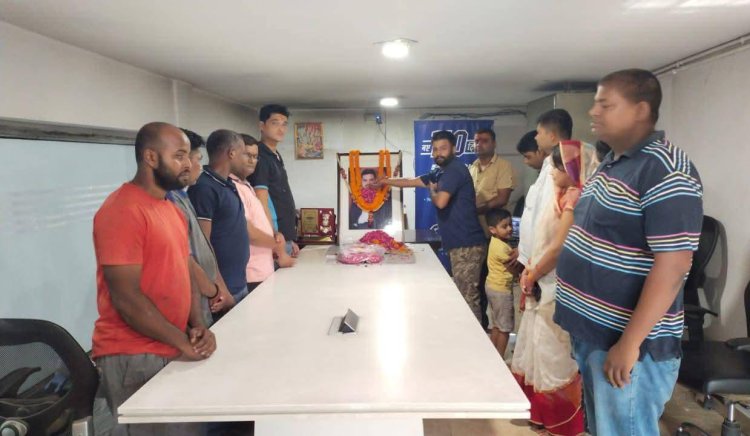 अजीत सिंह की पुण्यतिथि पर उमड़ा स्नेह-सागर, श्रद्धा-सुमन अर्पित कर याद किए गए उनके आदर्श