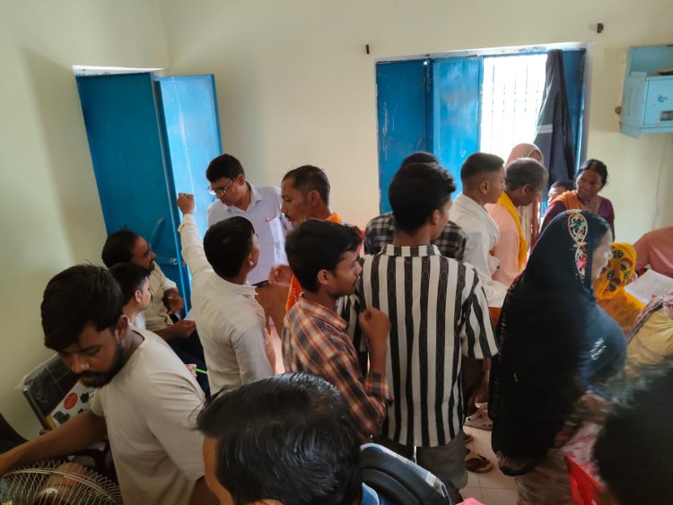 कतीकनार में राजस्व महाअभियान शिविर में अव्यवस्था, रैयतों में आक्रोश