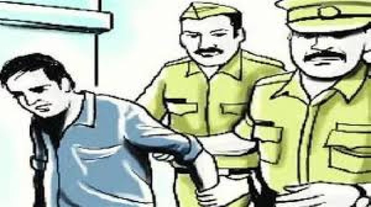 इटाढ़ी में चोरी करते रंगे हाथ पकड़ाया चोर, ग्रामीणों ने पुलिस को सौंपा