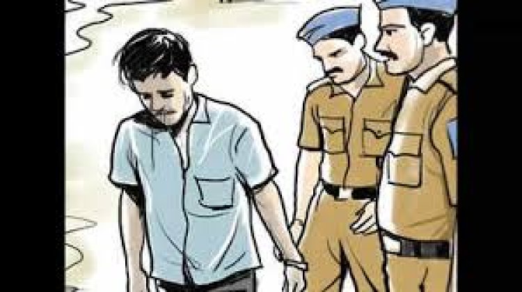 वैना गांव में पुलिस की छापेमारी, देशी कट्टा के साथ युवक गिरफ्तार