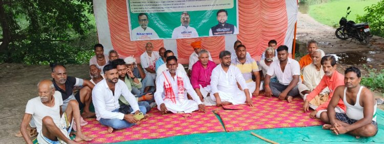 ब्रह्मपुर में विकास की मांग पर अड़ा धरना, चौथे दिन भी जारी आंदोलन