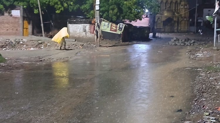 लंबे समय के बाद बारिश होने से किसानों के चेहरे खिले, जलजमाव से लोग परेशान