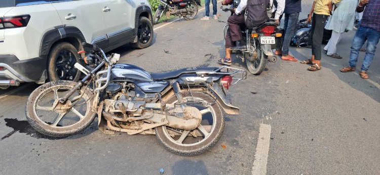 कैमूर स्टेट हाइवे पर हादसा, मवेशी बचाने में युवक की जान गई