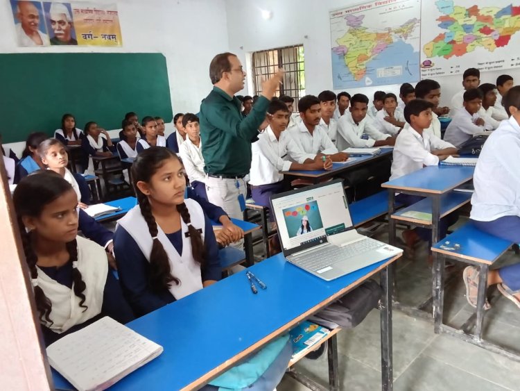 पूर्वी चंपारण के नन्हे वैज्ञानिक चमकाएंगे नाम, इन्सपायर अवार्ड मानक में दर्ज की नई उपलब्धि