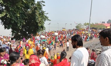 कार्तिक पूर्णिमा पर रामरेखा घाट पर उमड़ा श्रद्धालुओं का सैलाब, एडीएम ने की सुरक्षा व्यवस्था की समीक्षा