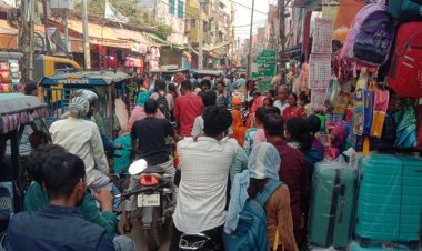 जाम से कराह रहा डुमरांव, संबंधित मौन, व्यवसायी व आमलोगों में गहराया आक्रोश