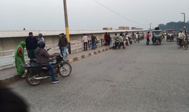 वीर कुंवर सिंह सेतू से गंगा में कूद गया युवक, तलाश व पहचान जारी