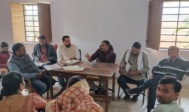 पंचायत समिति बैठक में विकास योजनाओं की समीक्षा, अधिकारियों को दिए गए आवश्यक निर्देश