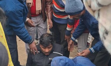 बघेलवा मोड़ पर तेज रफ्तार स्कॉर्पियो का कहर, प्रखंड स्वच्छता समन्वयक गंभीर घायल