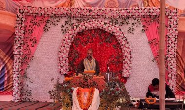 मन की डोर जब प्रभु से जुड़ी, हनुमत धाम में भागवत कथा ने रचा भक्ति का उत्सव