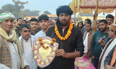 घोड़ों की टाप से गूंजा डुमरी खेल मैदान मोतिहारी के फरहान अहमद का ‘उस्मान’ बना चैंपियन