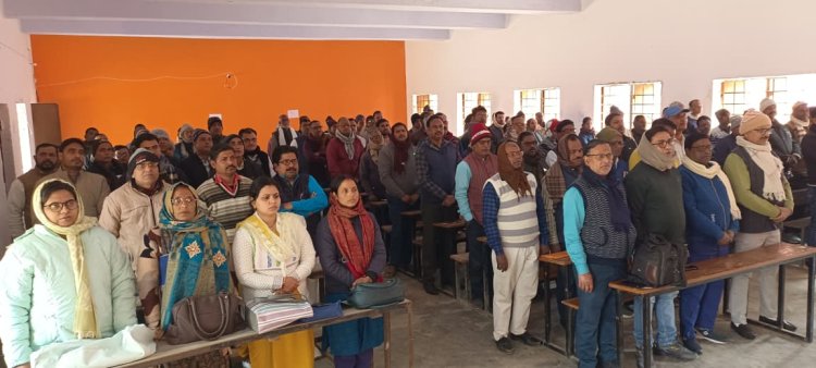 नामांकन से वंचित बच्चों की पहचान को लेकर डुमरांव में एकदिवसीय प्रशिक्षण संपन्न