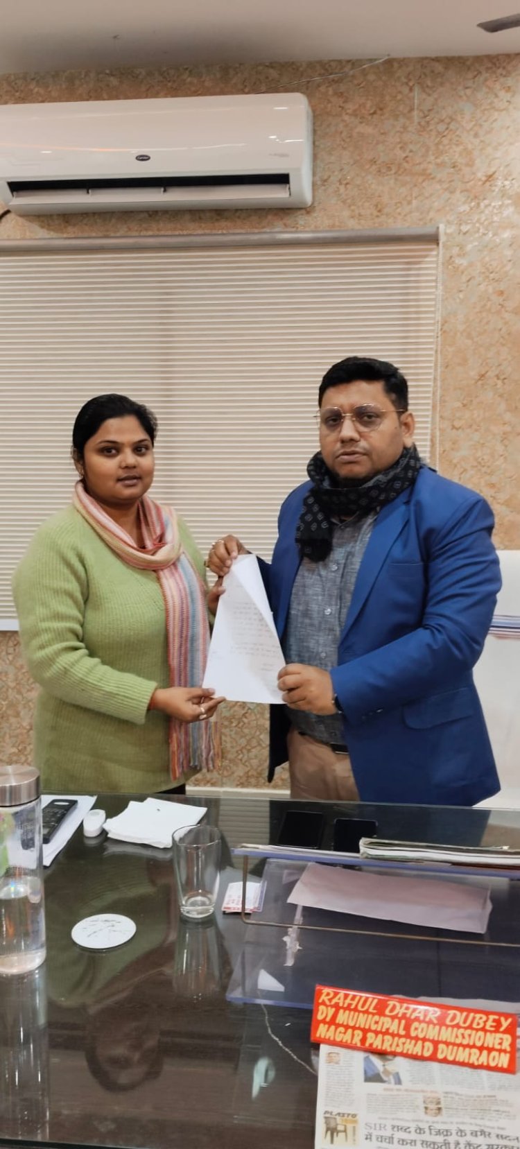 शहीद पार्क में गंदगी और बंद ताले से शहीदों का अपमान