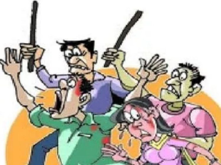 अरक में खेत को लेकर हिंसक टकराव, लाठी-डंडा व धारदार हथियार चले, 11 लोगों पर दोहरी प्राथमिकी