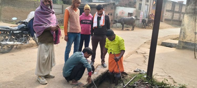 जल संरक्षण अभियान का असर, वार्ड 35 में वर्षों पुराना पाइप लीकेज हुआ दुरुस्त