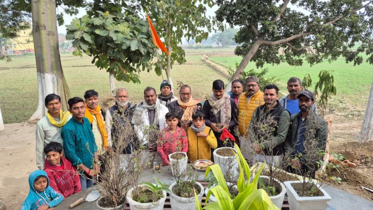 तुलसी से संस्कार, पौधों से भविष्य, रघुनाथपुर में प्रकृति संरक्षण का जीवंत संदेश