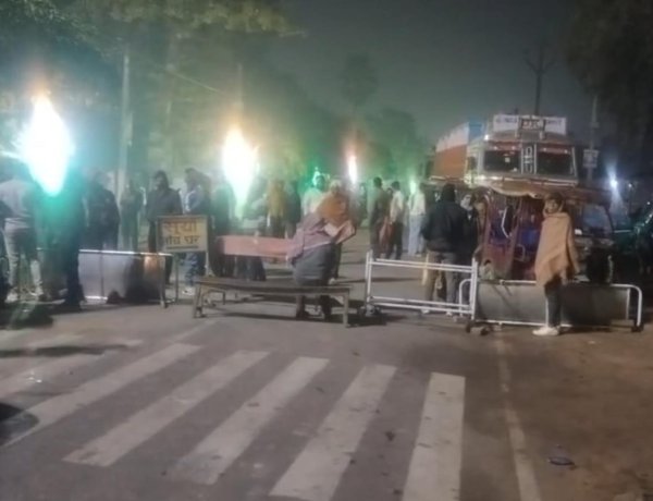 लूज मोसन का ईलाज कराने पहुंची महिला की इंजेक्शन लगते ही सदर अस्पताल में मौत, परिजनों ने किया हंगामा सड़क जाम