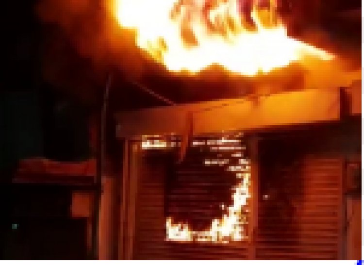 दुकान में आग से बाल-बाल बचा परिवार, बड़ा हादसा टला