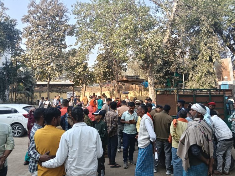 रोहणीभान सड़क हादसे में बुझ गया एक और घर का चिराग, अबतक चार की हो चुकी है मौत